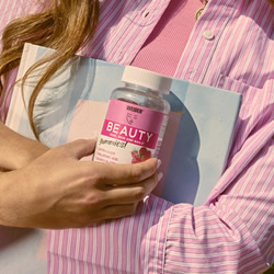 /upload/images/otras_ediciones/weider-gummies-beauty-disfrutabox-todo-a-la-vez-en-todas-partes-diciembre-24.jpg